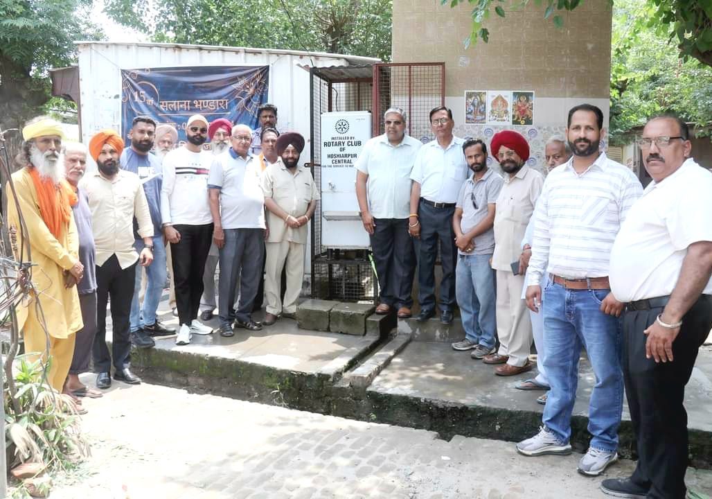 ਰੋਟਰੀ ਕਲੱਬ ਵਲੋਂ ਬੱਸ ਅੱਡਾ ਜਹਾਨਖੇਲਾਂ ਵਿਖੇ ਪੀਣ ਵਾਲੇ ਪਾਣੀ ਦਾ ਵਾਟਰ ਕੂਲਰ ਲਗਾਇਆ